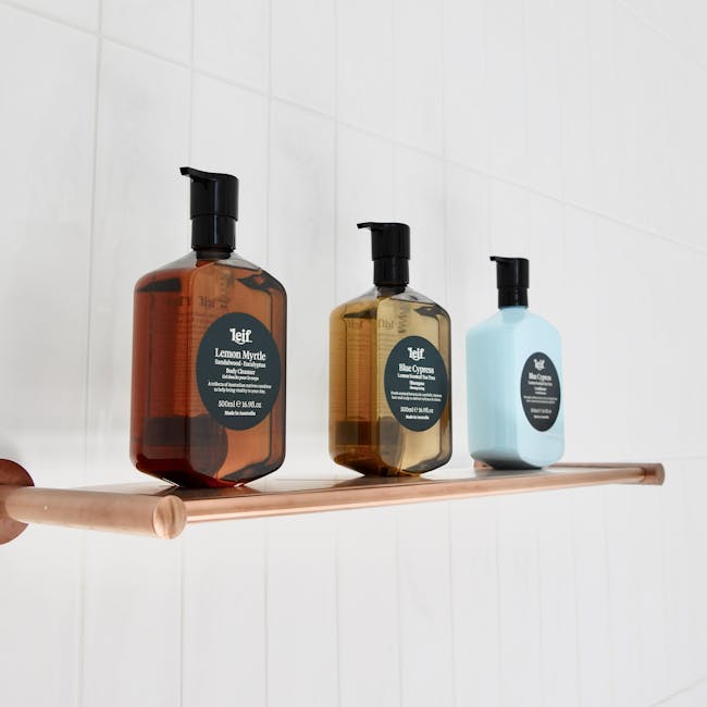 Shower shelf
