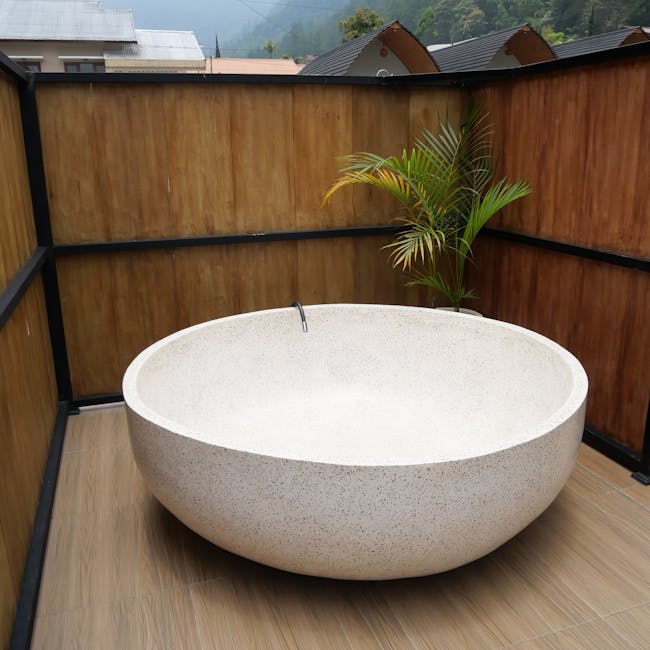 Bathtub